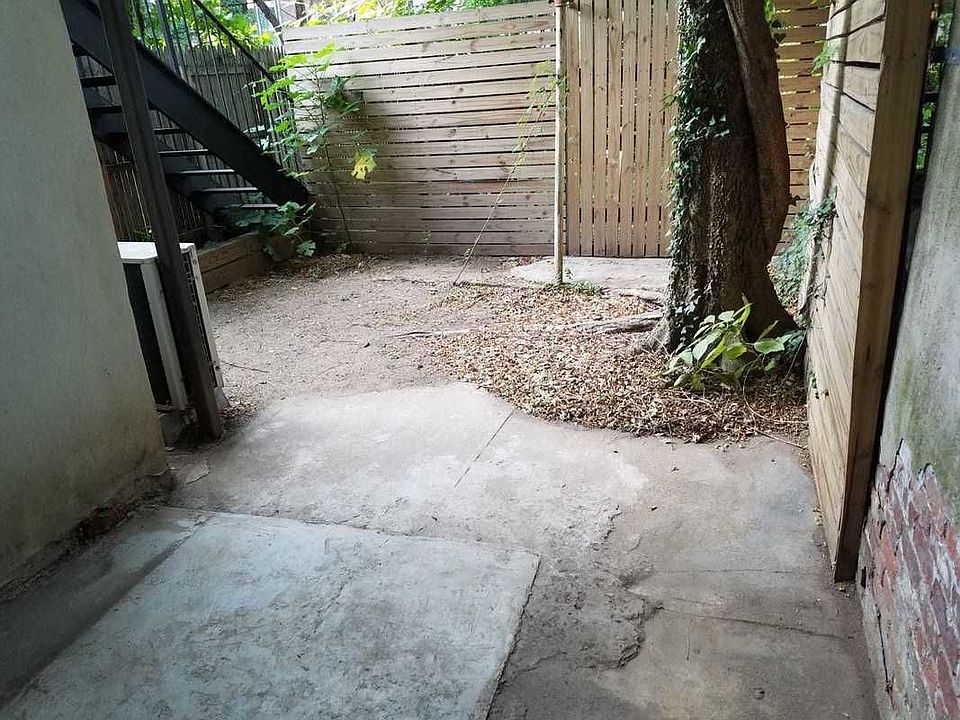 1st image of 903 Sterling Pl #1D