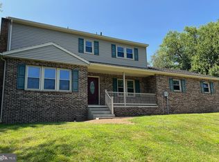 276 Hampshire Rd, Sinking Spring, PA 19608