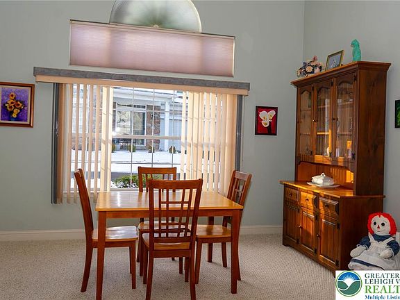 3rd image of 1895 Gregory Pl