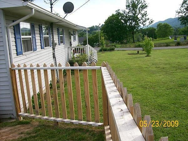 2nd image of 505 8th St S