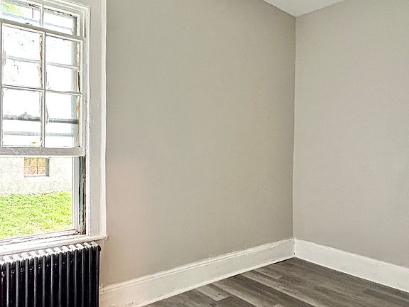 5th image of 1 House Ave Unit 1