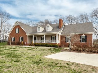 1018 Cross Bow Dr, Hendersonville, TN 37075