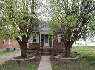 8800 Brenda Ave, Saint Louis, MO 63123