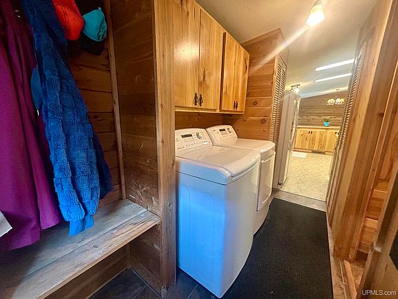 2nd image of N4921 E.t. Rd