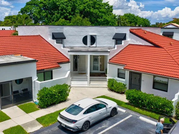 223 NW 36th Ave, Deerfield Beach, FL 33442
