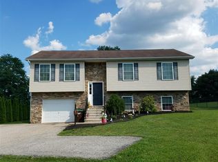 1971 Carrolls Tract Rd, Orrtanna, PA 17353