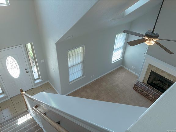 5th image of 1317 W Burnham Ave