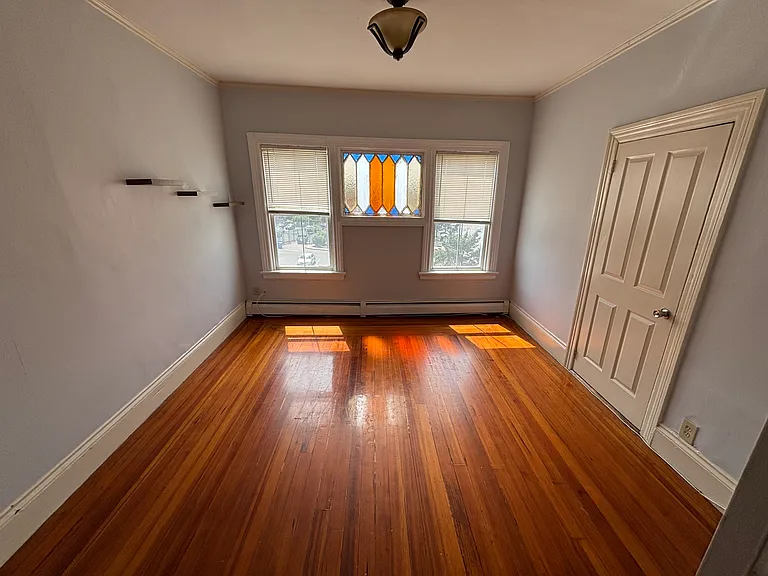 1634 Westminster St #8 — Photo 6