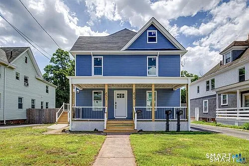 429 Burnside Ave Photo 1