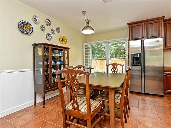 5th image of 1411 Parkinson Dr