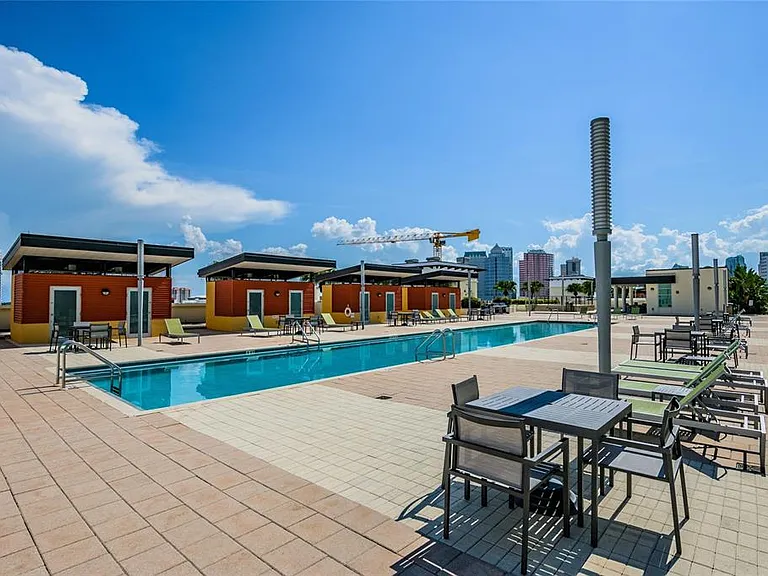 1120 E Kennedy Blvd #612 — Photo 30