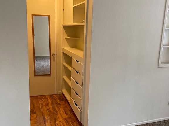 4th image of 5478 Carlson Dr #21