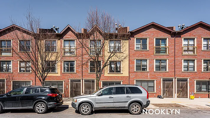 Rented by Nooklyn NYC LLC | media 17