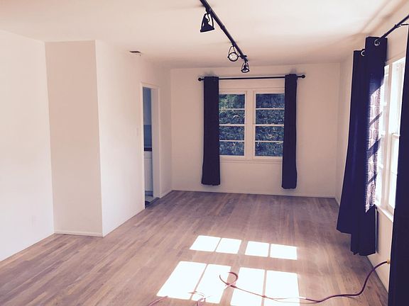 2nd image of 5307 Teesdale Ave