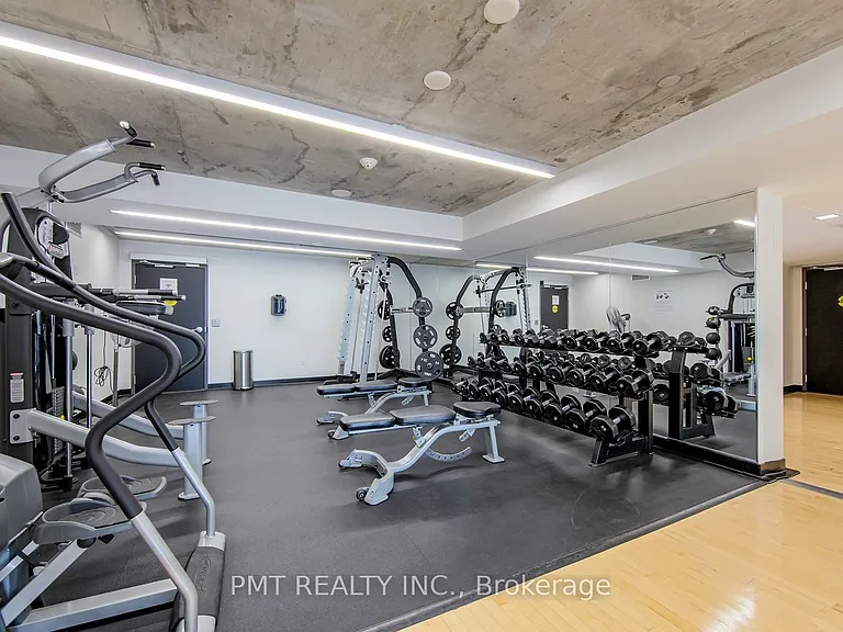 775 King St W #514 — Photo 22