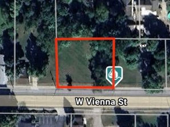 572 W Vienna St, Clio, MI 48420