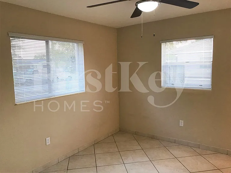 2751 NW 209th Ter — Photo 14
