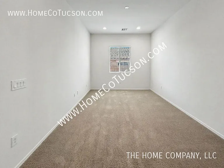 38628 S Running Roses Ln — Photo 20