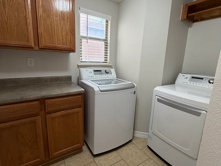 11481 Lucio Moreno Dr — Photo 31