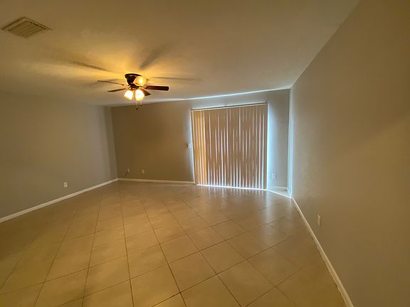 4th image of 5057 Breckenridge Pl APT 21