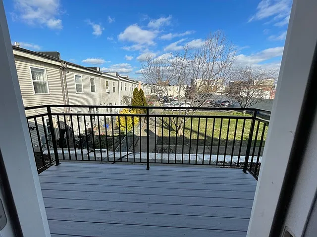 165 W Palmer St — Photo 15