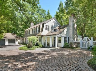 1363 Elm Tree Rd, Lake Forest, IL 60045