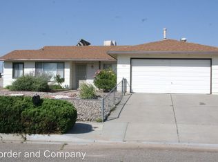 701 Cesars Palace Dr NW, Albuquerque, NM 87121