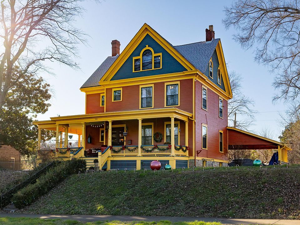 1st image of 203 Barnhardt Cir