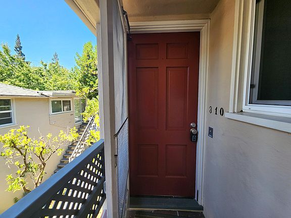 5th image of 310 Kipling St #310