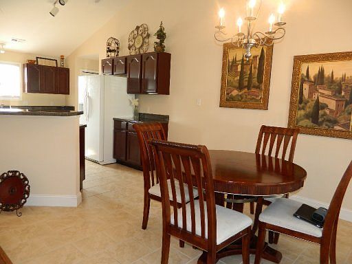 4th image of 8125 Cambridge Gables Ln