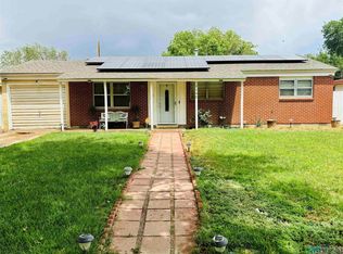 3107 Vassar Dr, Roswell, NM 88203