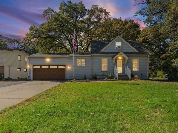 8634 Lincoln St NE, Blaine, MN 55434