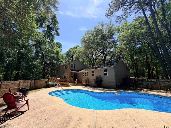 9084 Ravena Rd, Tallahassee, FL 32309