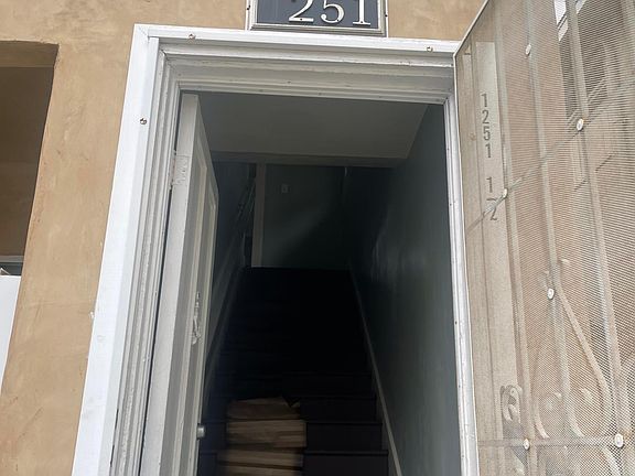 5th image of 1251 E 1st St #2