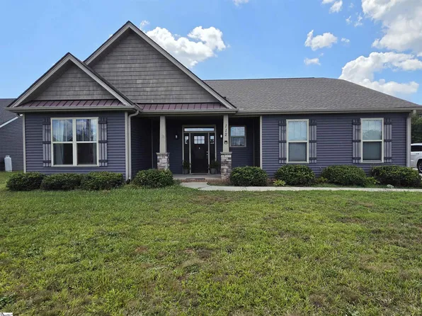 112 S Glassy Mountain Rd, Landrum, SC 29356