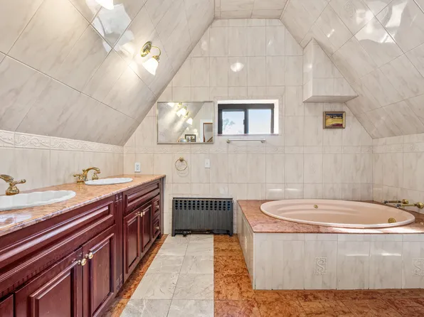 64-38 84th Street image 4 of 31