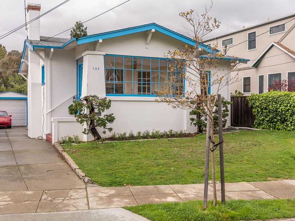 1st image of 709 Acacia Dr