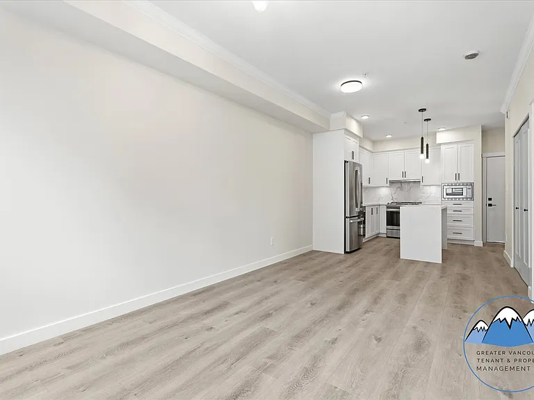 22229 Brown Ave — Photo 7