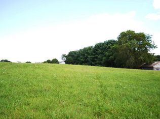 20 S Petunia Rd, Wytheville, VA