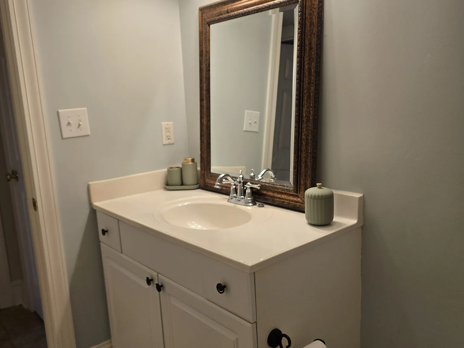 1 bed, 1350 sqft, $1,900 — Photo 4