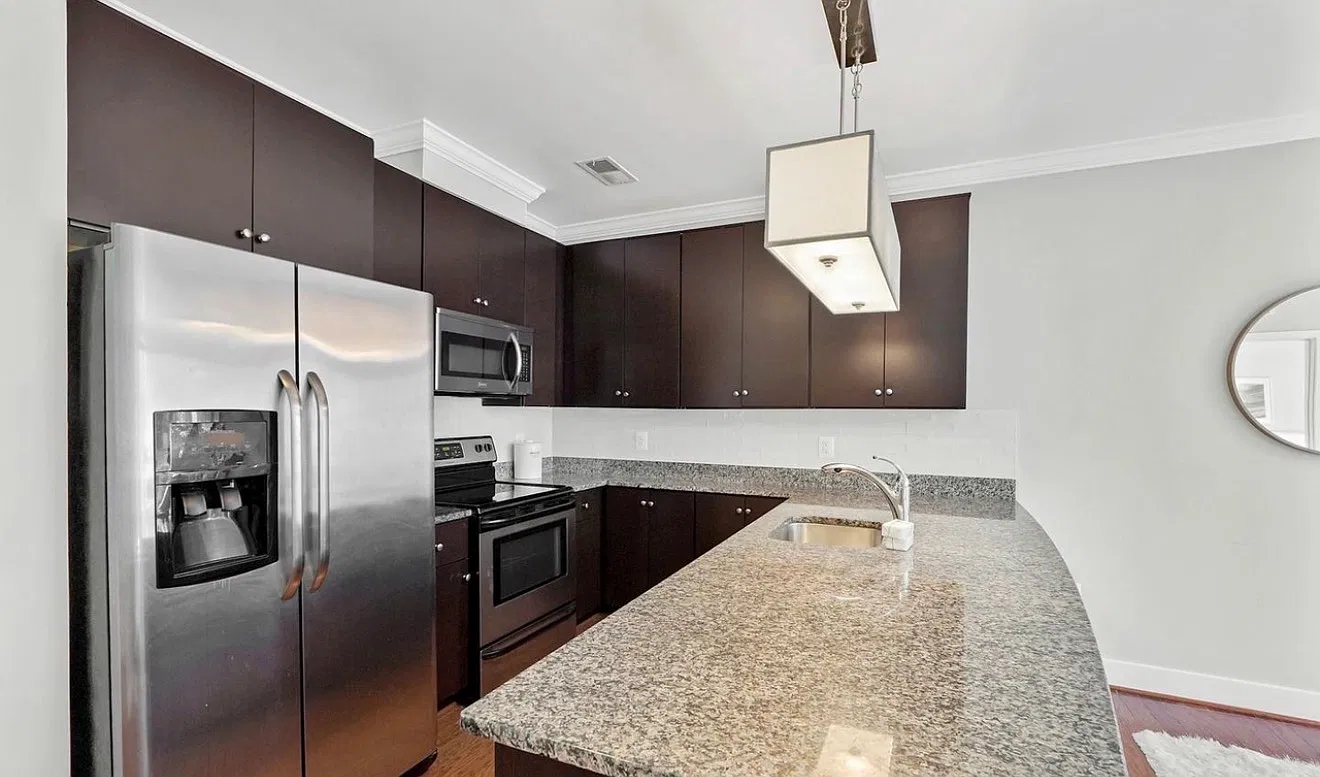 1 bed, 640 sqft, $2,525 — Photo 1