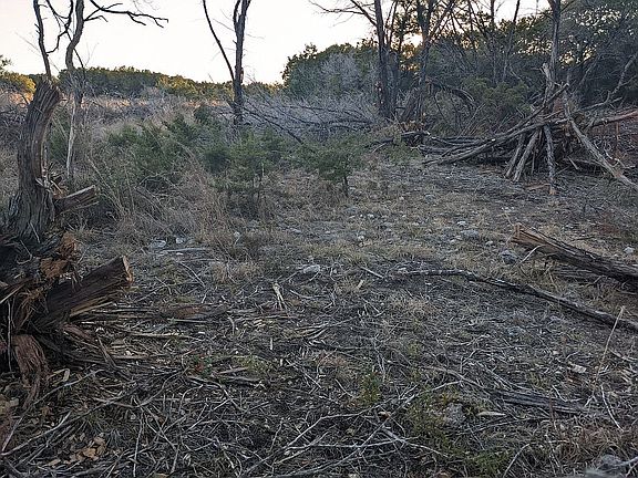 5th image of 21705 Osage Ln