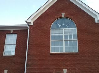 136 Rocky Ridge Dr, Helena, AL 35080