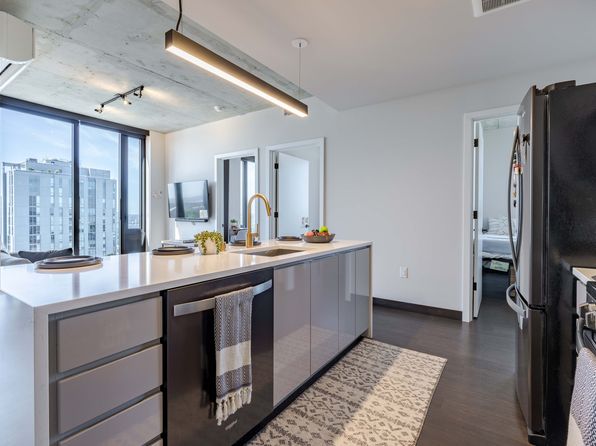 4700 Brooklyn Ave NE #2-982620