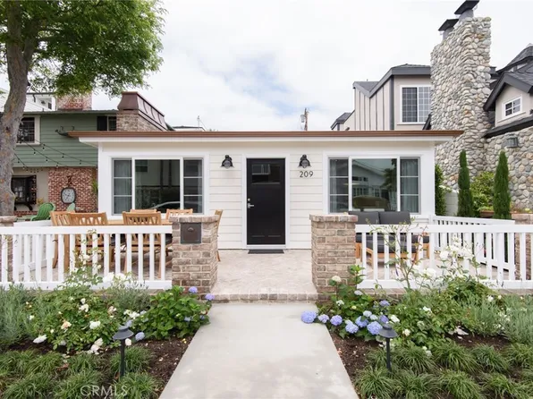 209 Opal Ave, Newport Beach, CA 92662