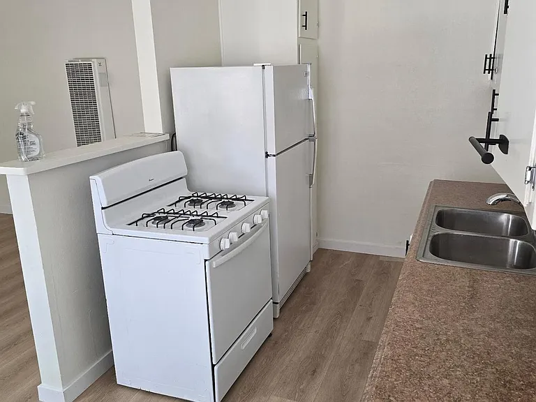 3119 Havenpark Ave — Photo 4