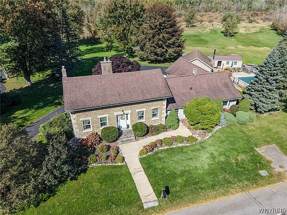 2nd image of 6952 Bear Ridge Rd