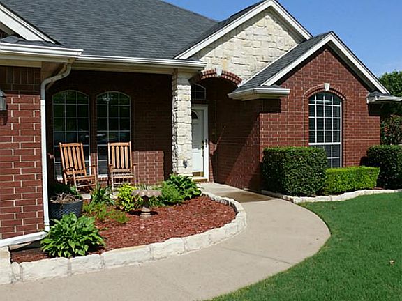 3rd image of 353 Marine Ln