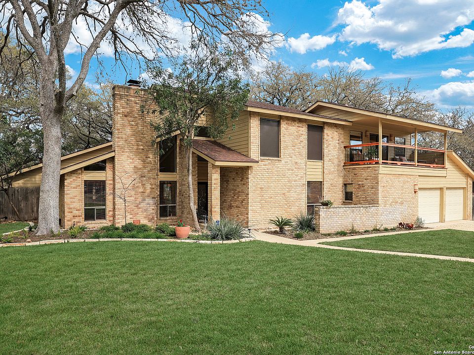 1st image of 307 TWISTED WOOD DR