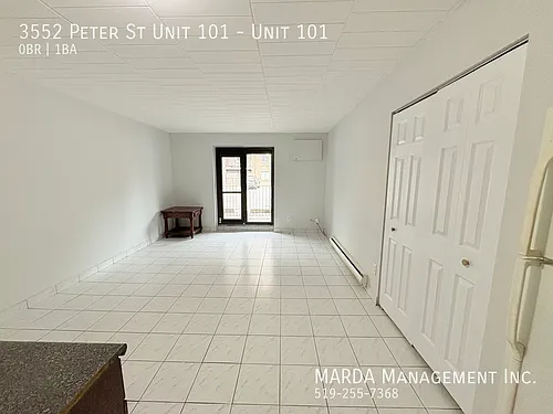 3552 Peter St Photo 1